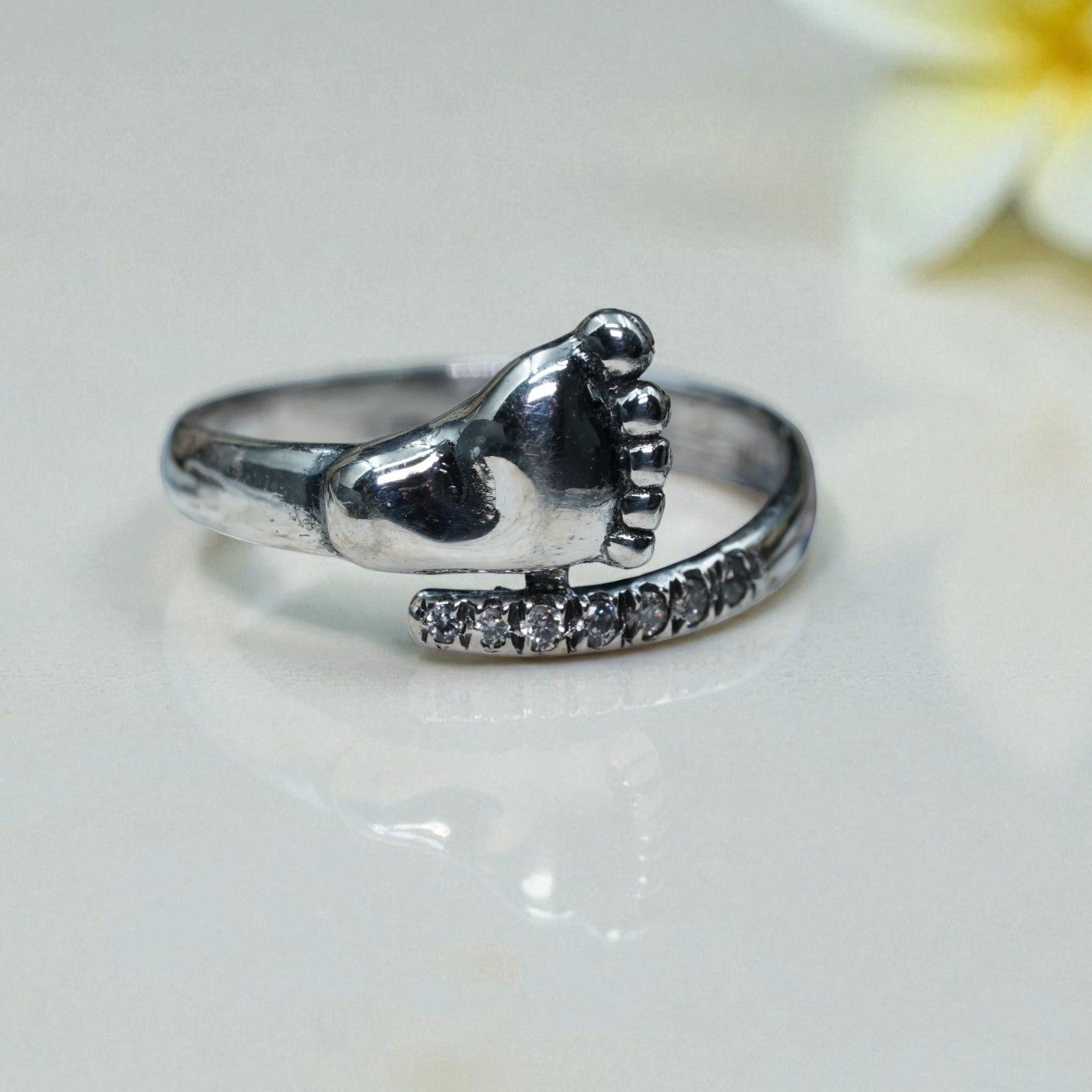 Baby Feet Motherhood 925 Sterling Silver Ring  RG-OX-SL-010