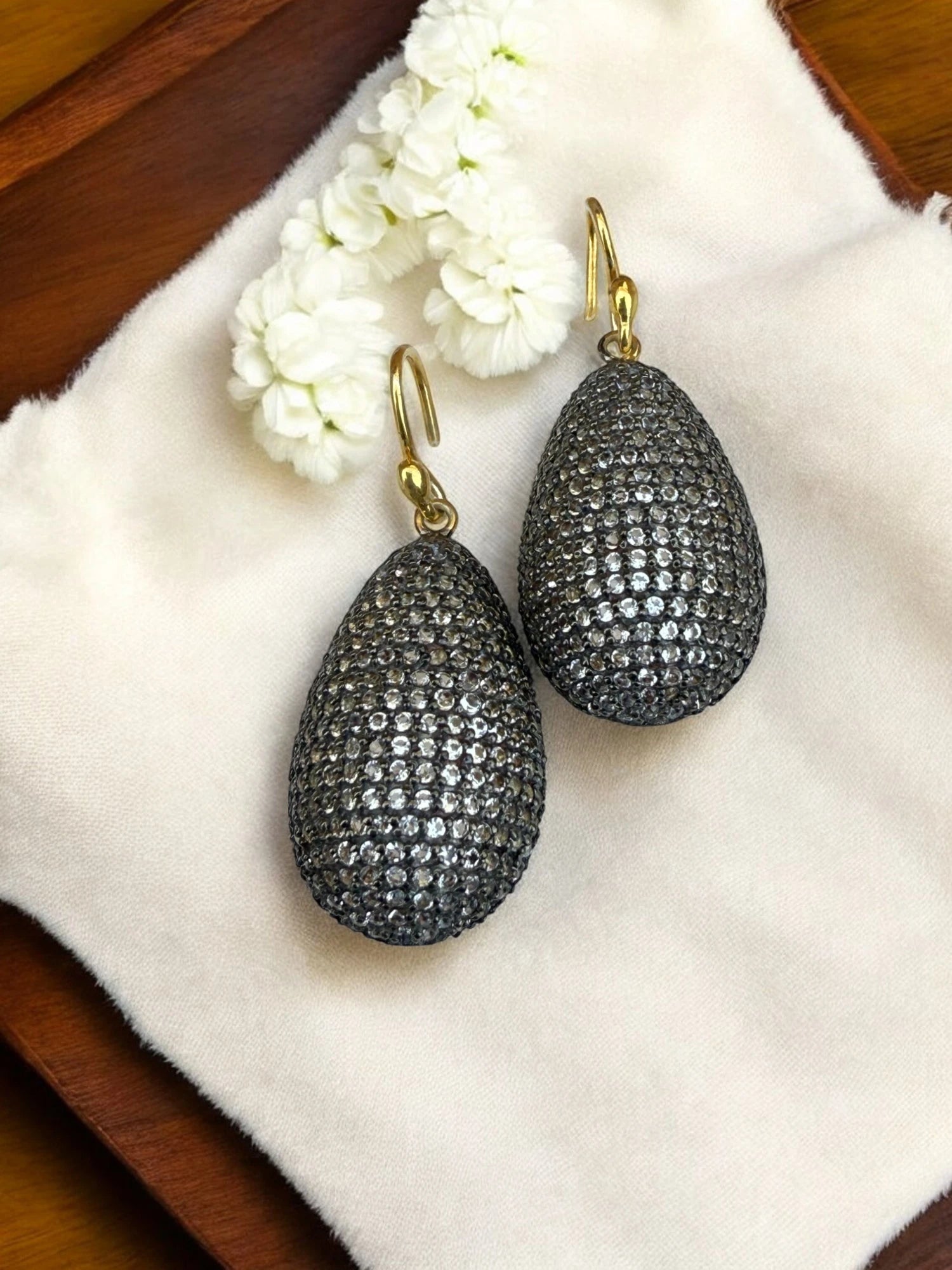 925 Sterling Silver Teardrop Earrings with White Topaz