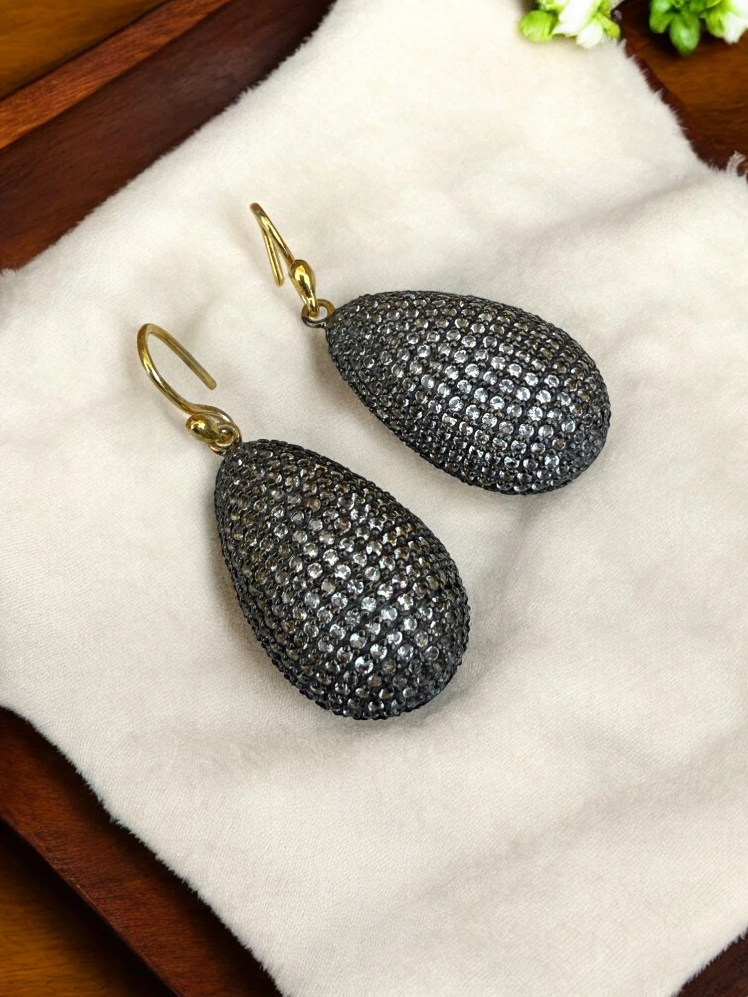 925 Sterling Silver Teardrop Earrings with White Topaz