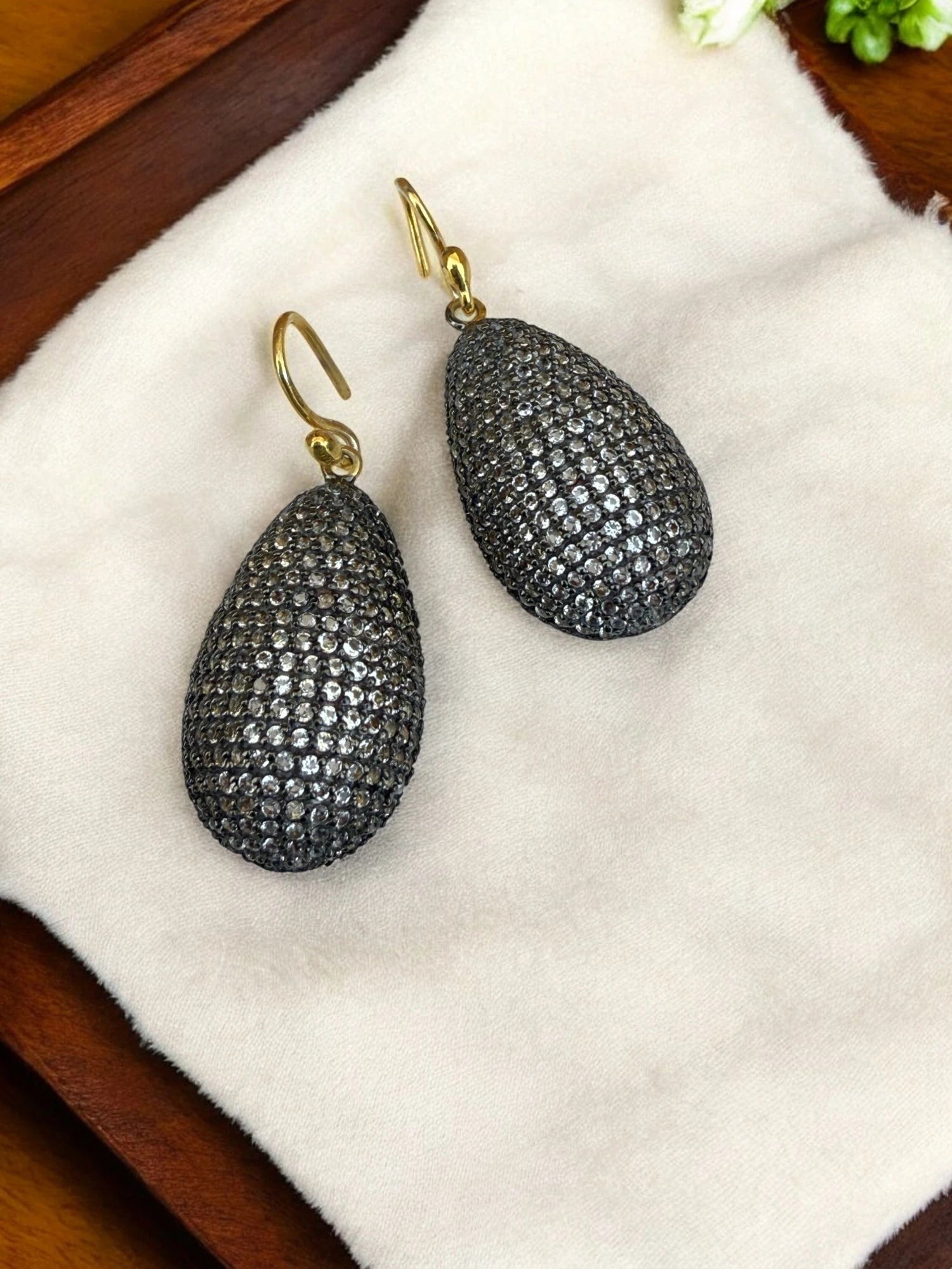 925 Sterling Silver Teardrop Earrings with White Topaz