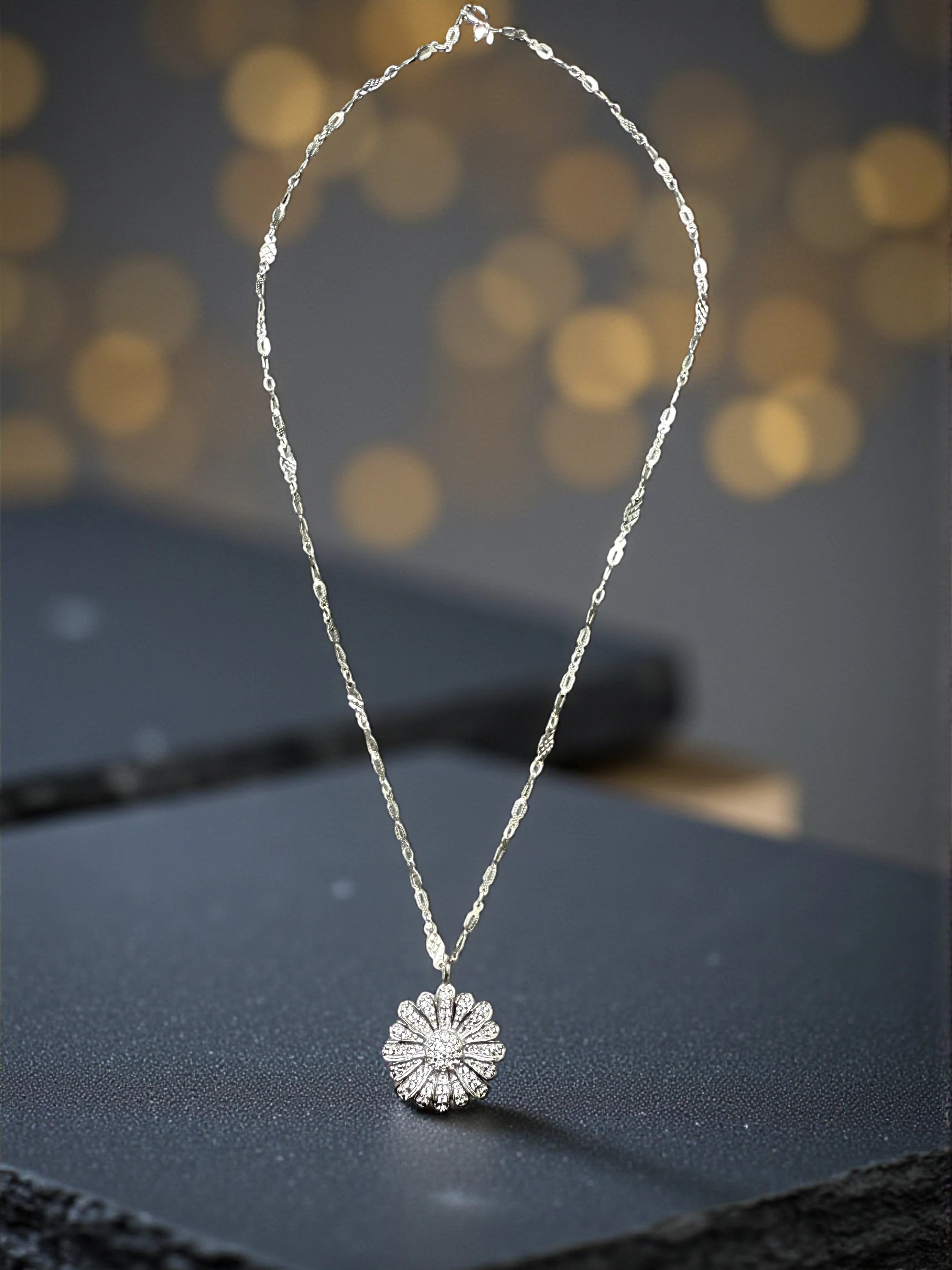 Daisy flower 925 sterling silver pendant