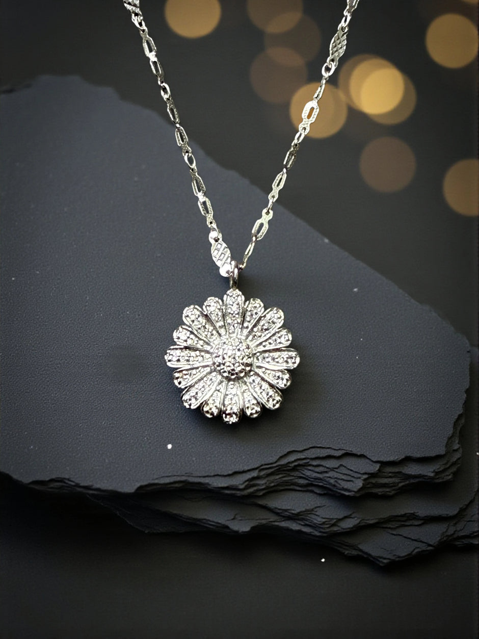 Daisy flower 925 sterling silver pendant