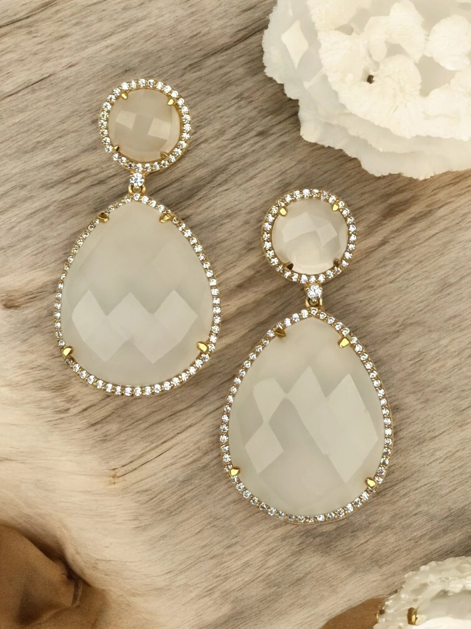 Moonlight off white dangle earrings