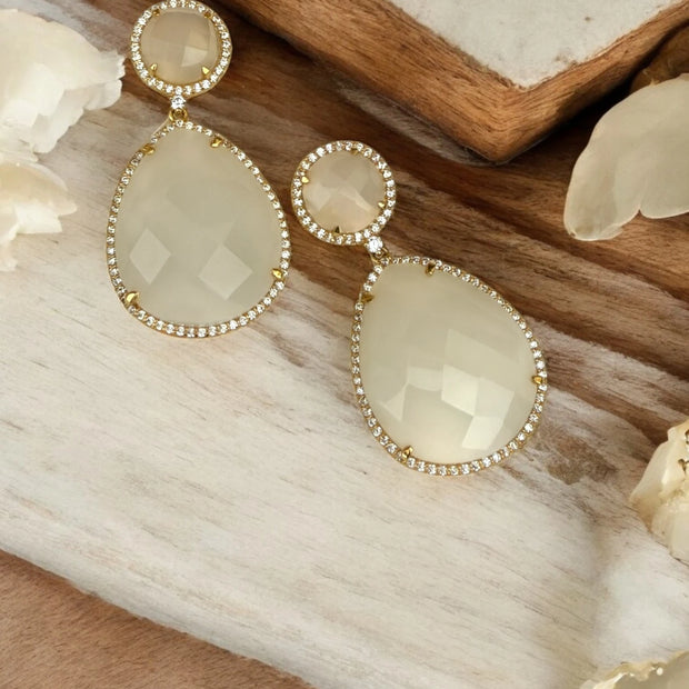 Moonlight off white dangle earrings
