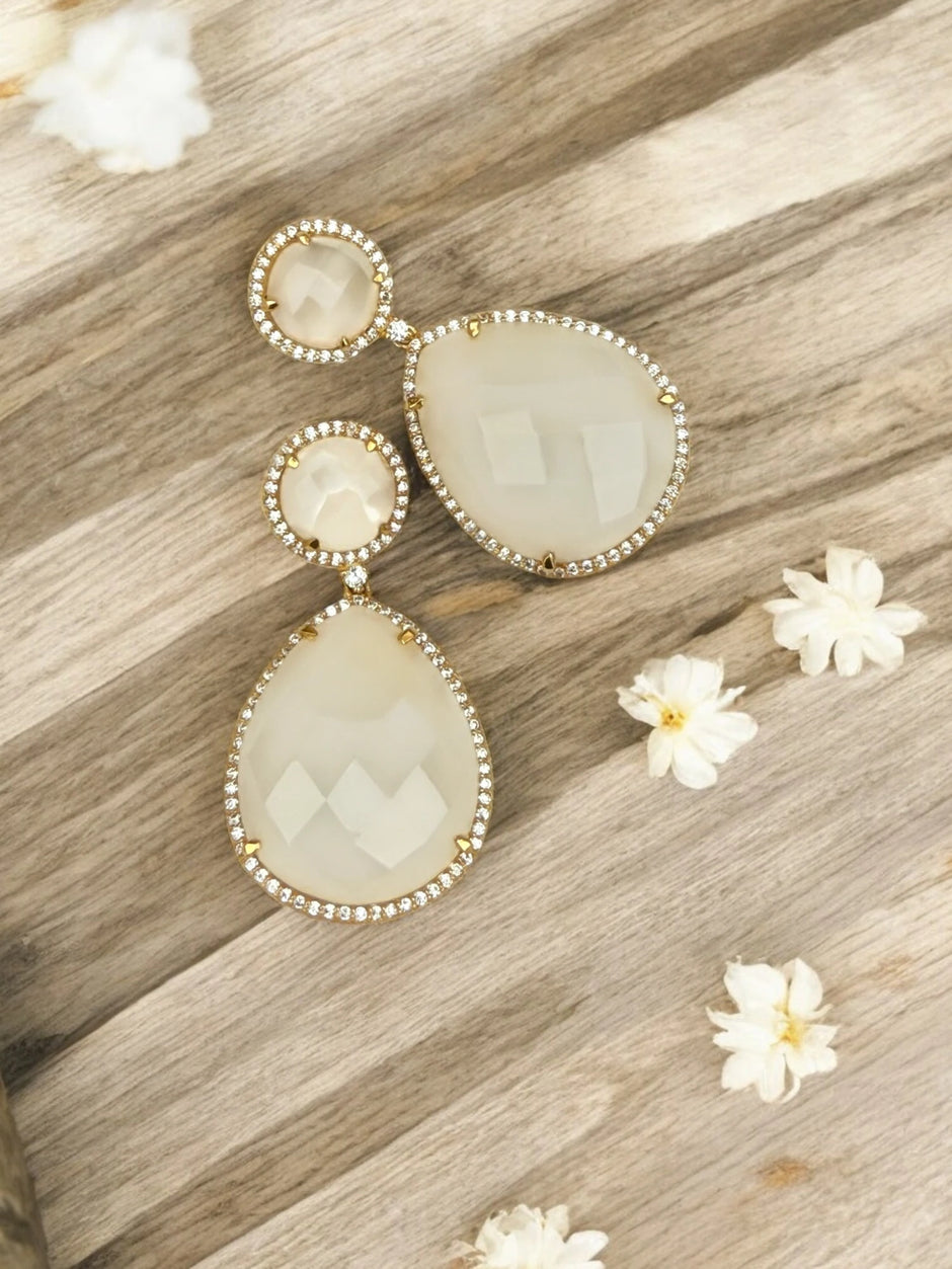 Moonlight off white dangle earrings