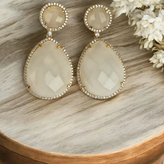 Moonlight off white dangle earrings