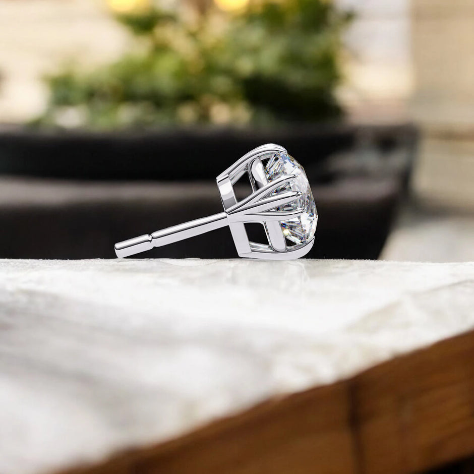 Solitaire Moissanite diamond 925 Sterling Silver Stud Earrings
