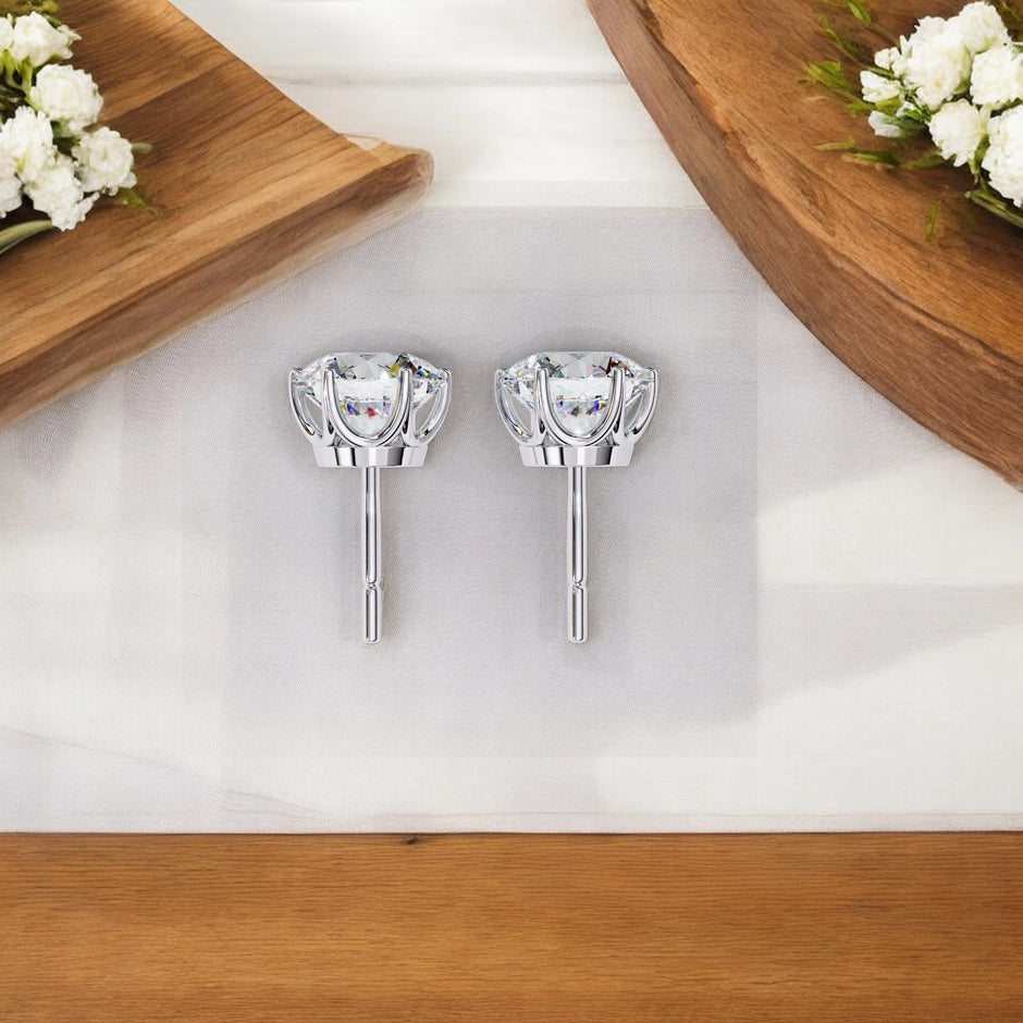 Solitaire Moissanite diamond 925 Sterling Silver Stud Earrings