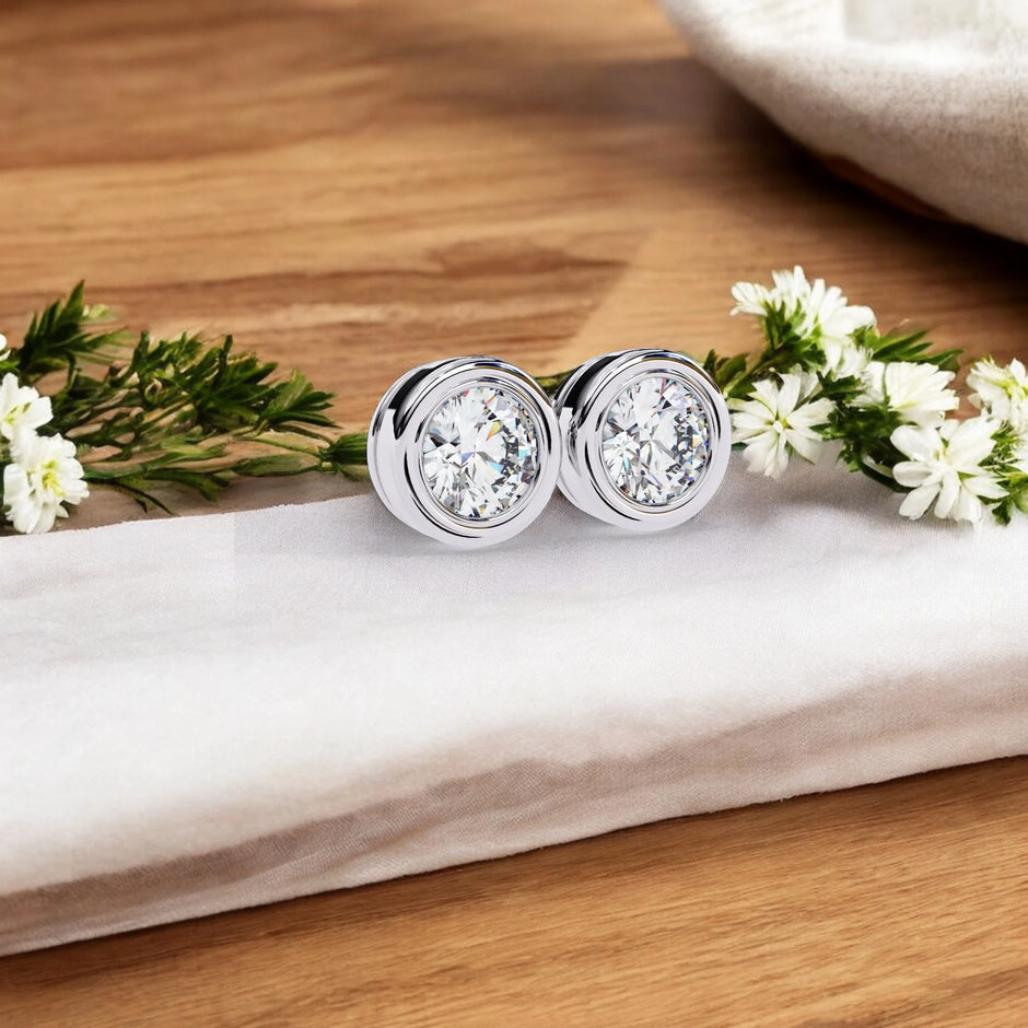 Round Cut Solitaire  Moissanite Diamond 925 Sterling Silver Stud Earrings