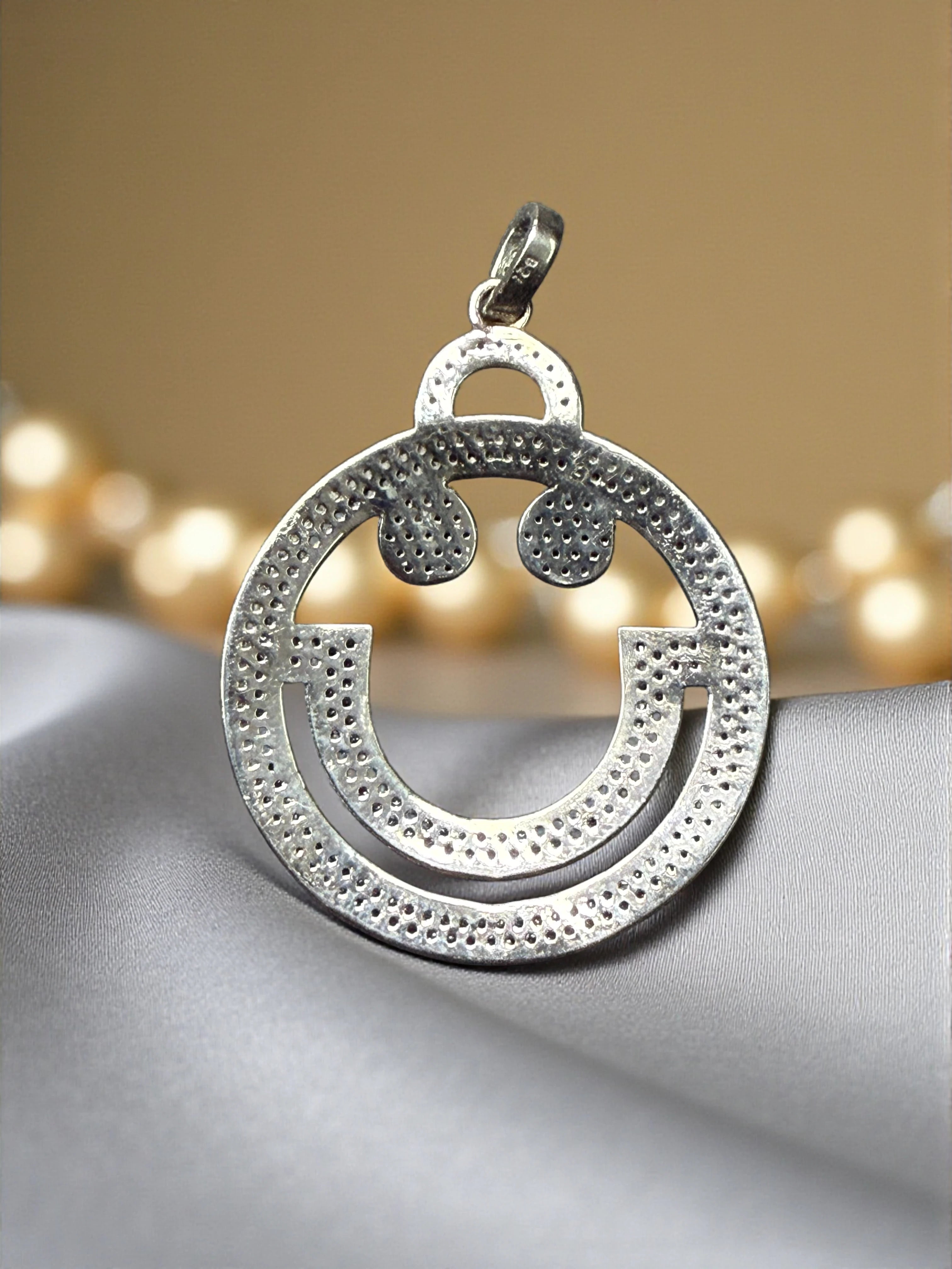 Smiley face 925 sterling silver pendant