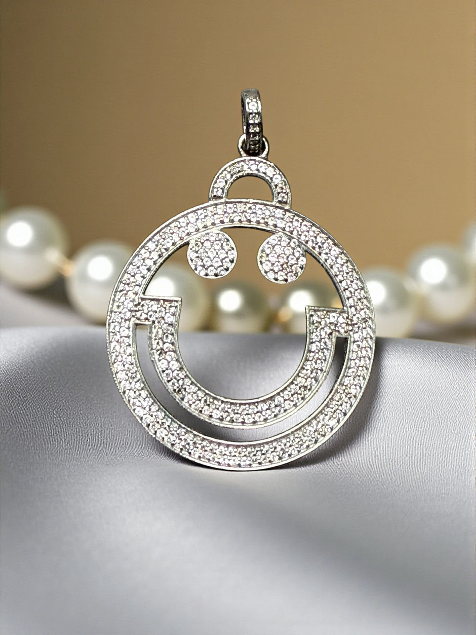 Smiley face 925 sterling silver pendant